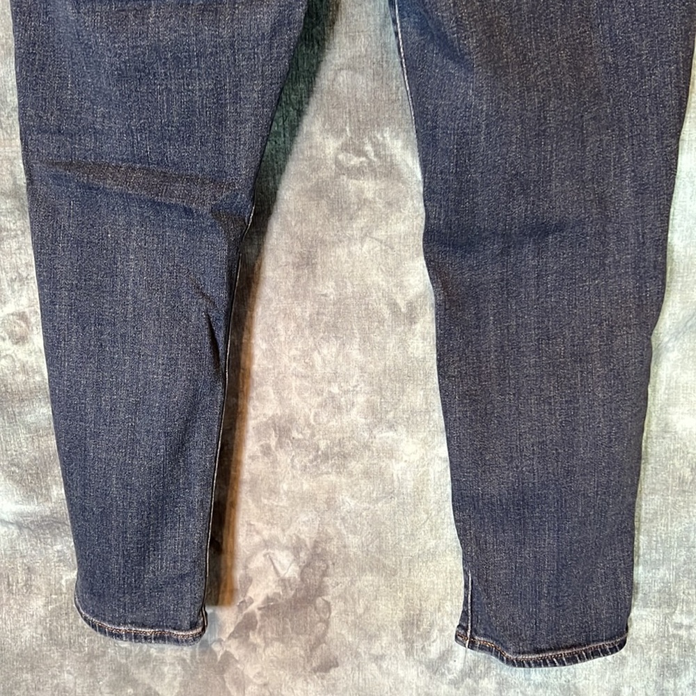 Levi’s 711 Skinny Distressed Jeans Women's size 32 - Picture 9 of 16